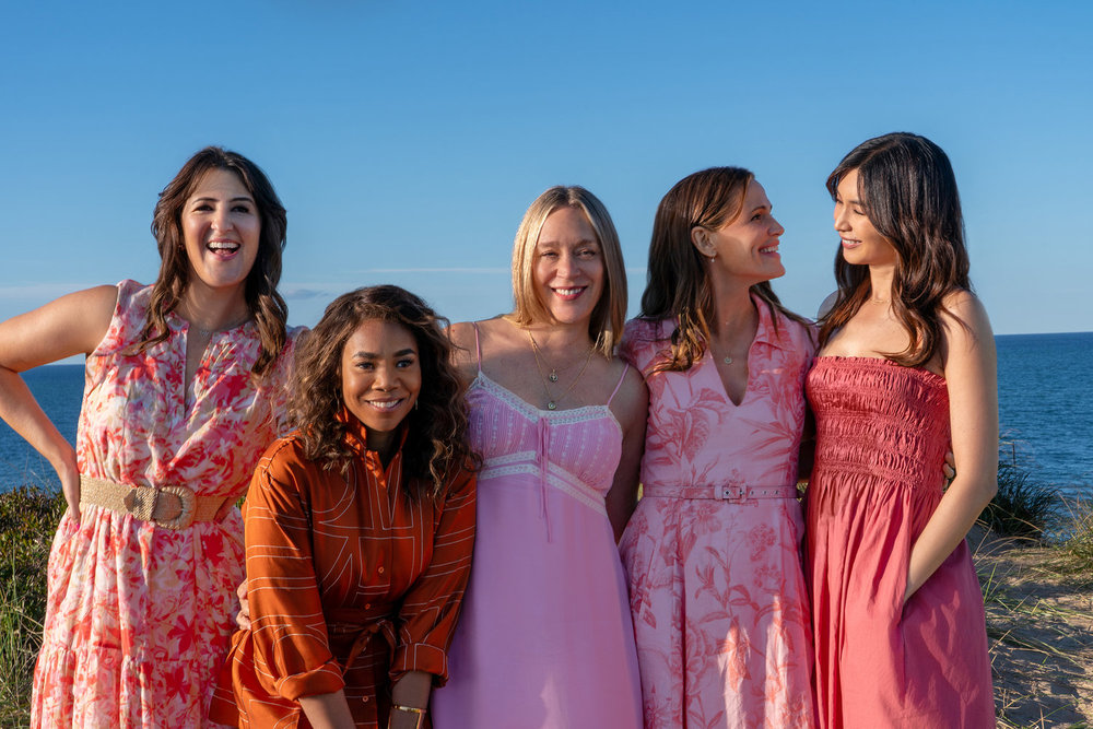 Review: ‘Five Star Weekend’ invokes joy, shows the ups and downs of life